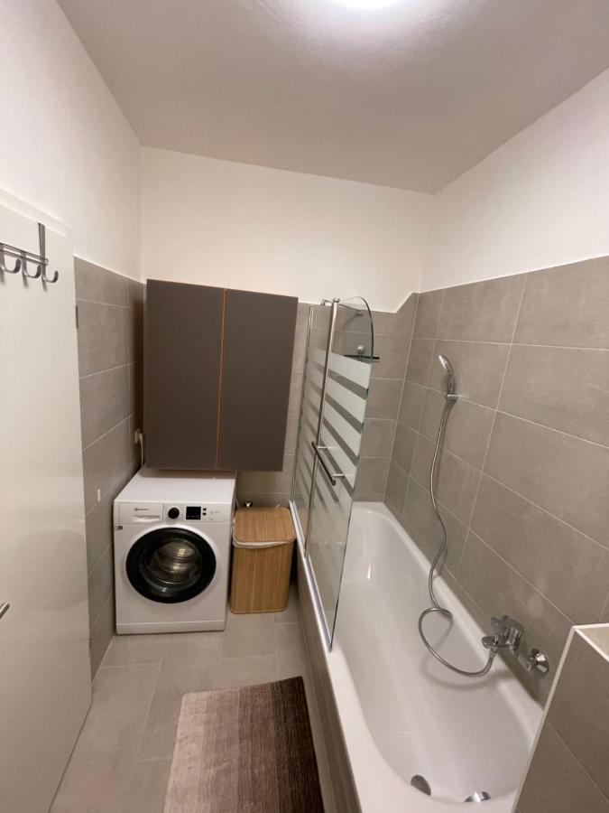 Ruhige Ferienwohnung Rostock Buitenkant foto